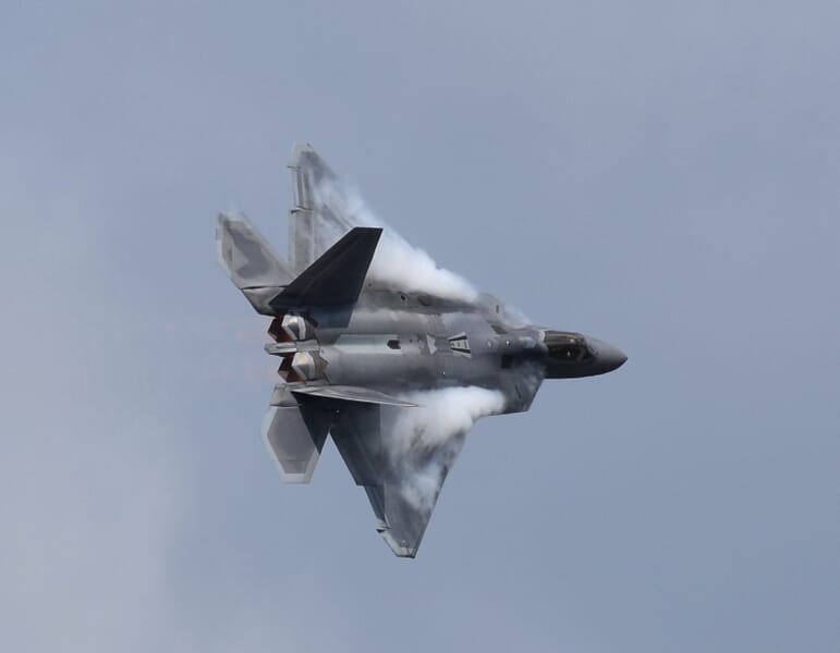 F22 Showing Off